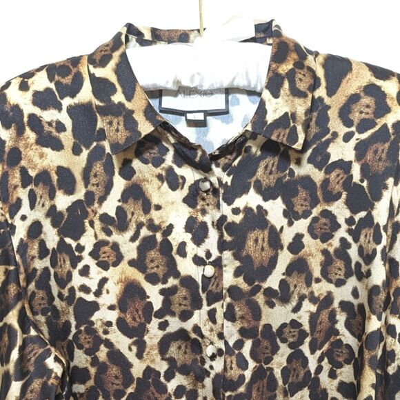 Alexis Romana Leopard-Print Button-Down Blouse - Picture 6 of 13